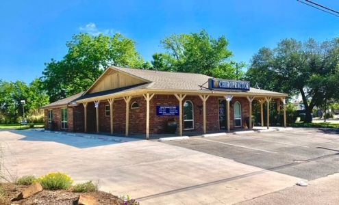 Greenville Spine and Joint Clinic 2806 Mitchell St, Greenville Texas 75402