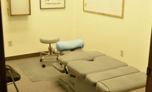 Hardesty Chiropractic Clinic 6031 47th Ave NE B, Marysville Washington 98270