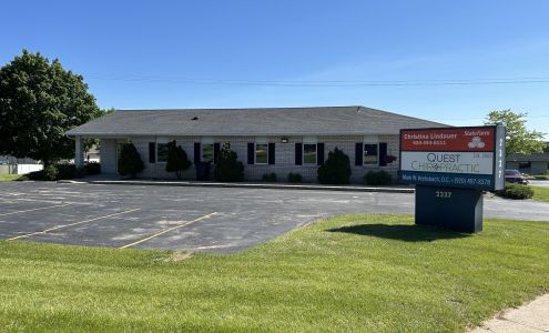 Quest Chiropractic LLC 2337 S Ridge Rd, Green Bay Wisconsin 54304