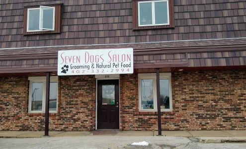 Seven Dogs Salon 106 Cort Plaza, Gretna Nebraska 68028