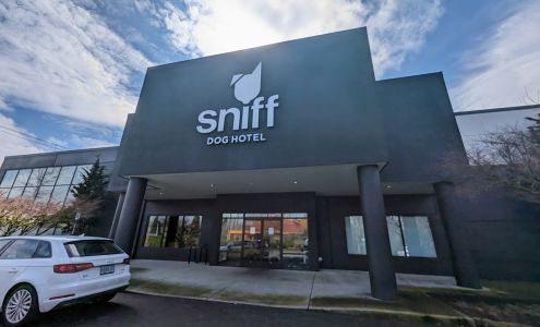 Sniff Dog Hotel