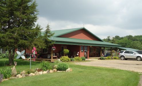 Spring Green Pet Resort S12377 Pearl Rd, Spring Green Wisconsin 53588