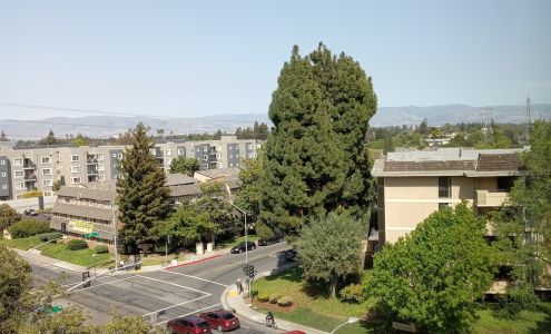 Highlander Apartments