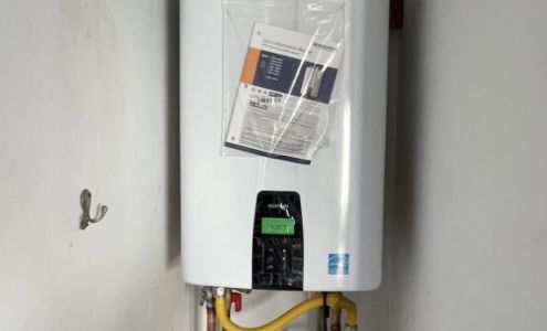 Waterworks plumbing 22817 Ventura Blvd, Woodland Hills California 91364