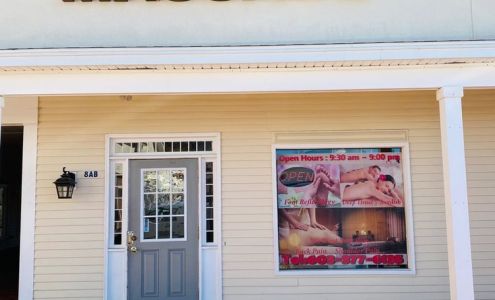 Sister Massage (Pennichuck Square Shopping Center)