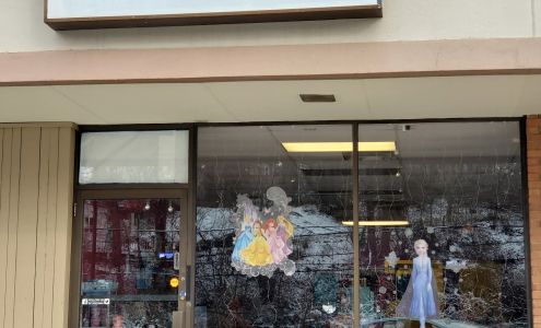 Addison's Treat Shop