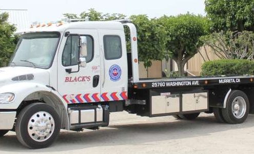 Black's Towing