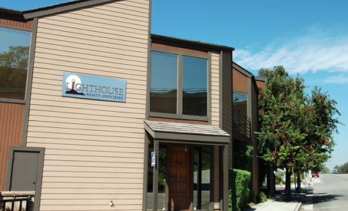 Lighthouse Realty Associates