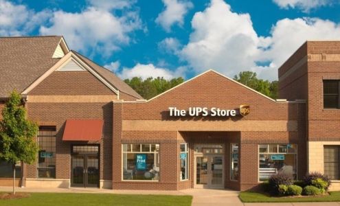 The UPS Store In Westmount - DHL - FEDEX - PUROLATOR