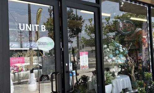 Re-Vase Flower Studio