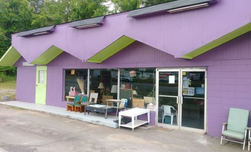 Sister's Christian Thrift Store Milledgeville