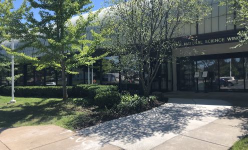 Putnam Museum and Science Center