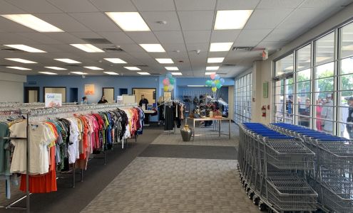 Goodwill 628 N Riverside Dr ste b, Española New Mexico 87532