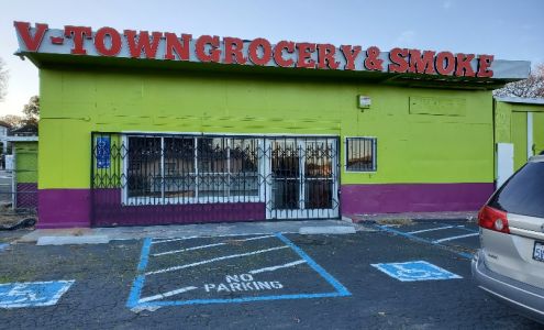 V-Town Grocery & Smoke