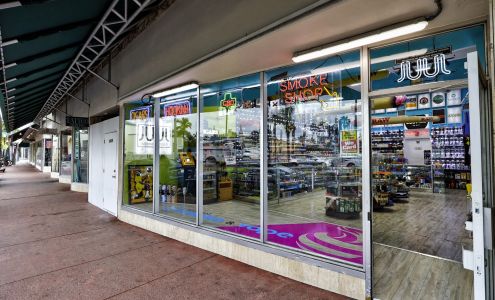 World of Smoke & Vape - South Beach