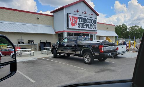 Tractor Supply Darlington