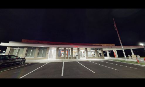 Bank of America (with Drive-thru ATM)