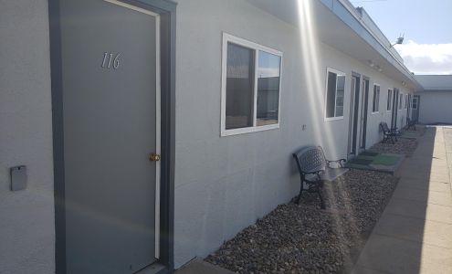 Bear Paw Motel Chinook