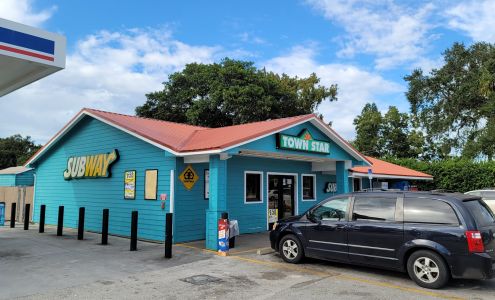 Town Star Okeechobee