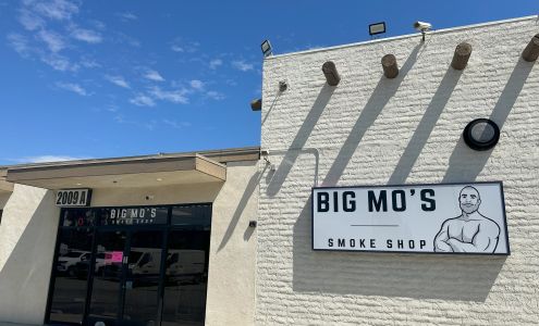 Big Mo's Smoke Shop