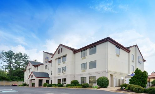 Best Western Commerce Inn