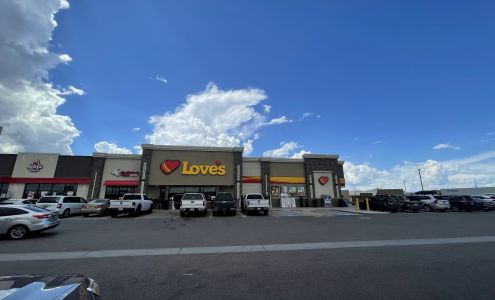 Love's Travel Stop 14414 S Cross L Rd, Mayer Arizona 86333