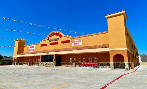 La Michoacana Supermarket #6