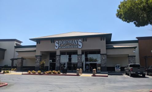 Sportsman's Warehouse