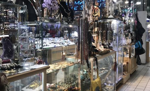 Romancing The Stones