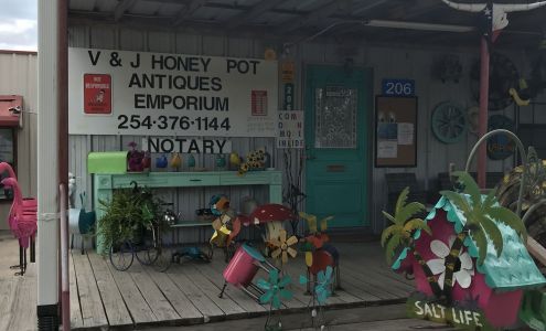 V & J Honey Pot Emporium Kosse