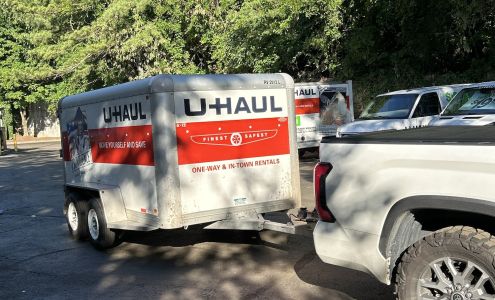 U-Haul Neighborhood Dealer