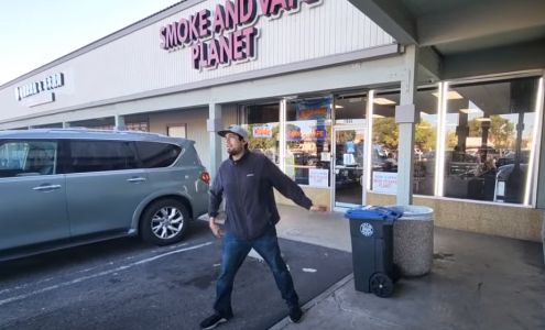 Smoke and Vape Planet