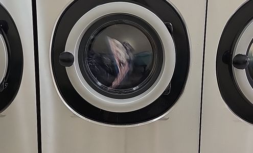 Tri-Mart Express Washateria