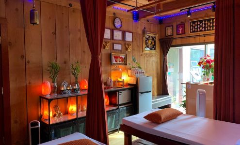 Tonpai Thai Massage 1398 Solano Ave #6, Albany California 94706