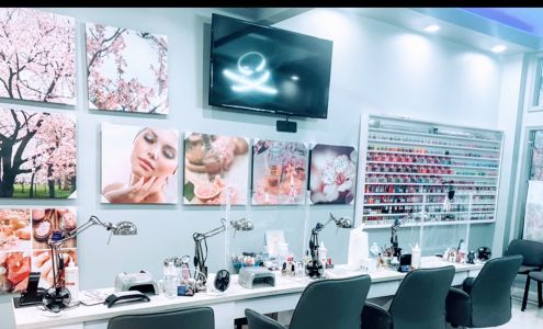 Pretty Nail Salon LLC