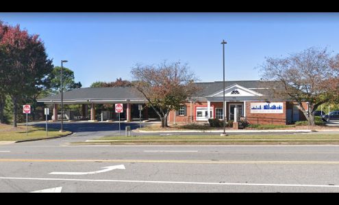 Bank of America (with Drive-thru ATM)