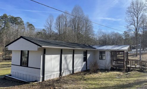 Cox & Son Roofing Inc 17 Cox Ln, Hayesville North Carolina 28904