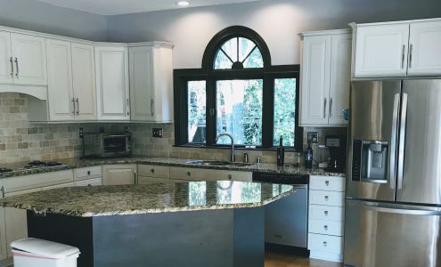 Velazquez flooring LLC