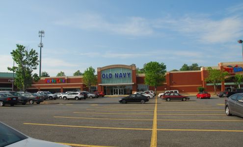 Franklin Square III - Shopping Center