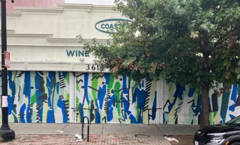 Lions Wine & Spirits Washington