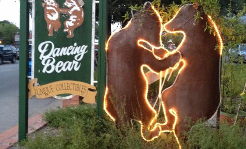 Dancing Bear & Gruene Gardens