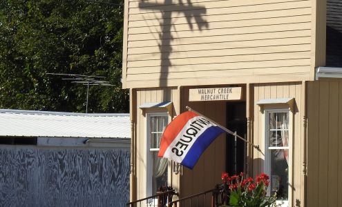 Walnut Creek Mercantile Altona