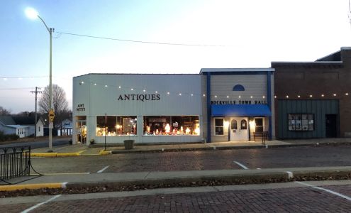 Aunt Patty's On the Square