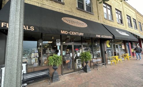 Spenceberry Antiques