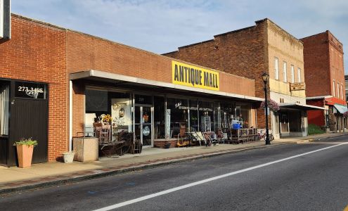 LML Riverbend Antique mall Ravenswood