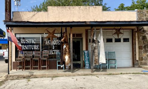 Logan's Rustic Furniture