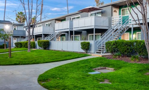 Countrywood Apartments