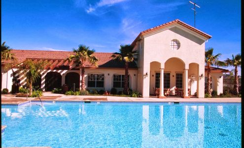 Palm Court Apartments