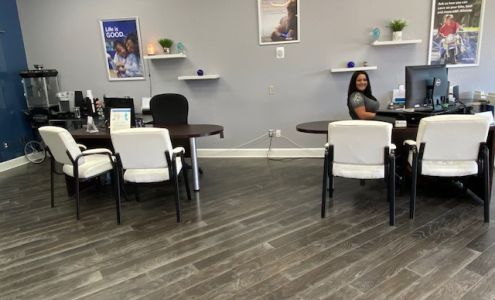 Juli Foster: Allstate Insurance