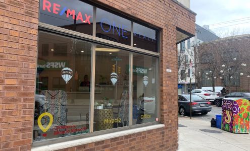 The Capri Dessecker Team